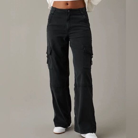 American Eagle Dreamy Drape Super High Rise Baggy Wide Leg Pant Black 16 Short - Picture 1 of 13